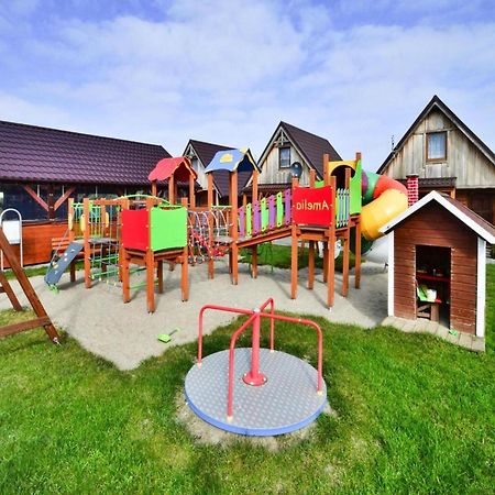 2-Storey Holiday Homes, Ustronie Morskie Bagian luar foto